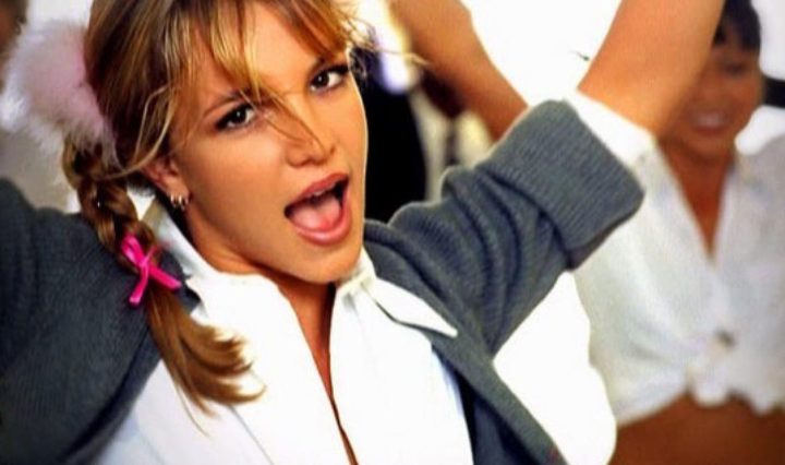britney-spears-baby-one-more-time-1998-e1540404877143