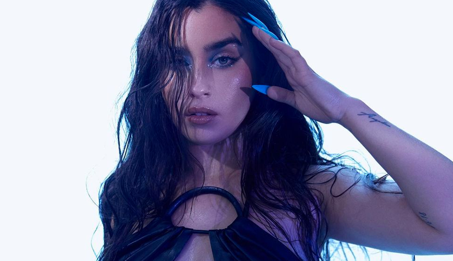 entrevista-para-a-MIX-Lauren-Jauregui-chora-emocionada